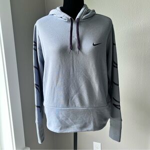NWT Women’s Nike Dri-Fit soft hoodie size medium